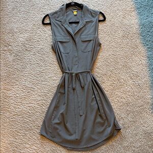 Eddie Bauer Sleeveless Gray Shirt Dress with Belt